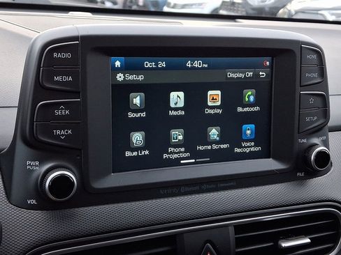 Used 2021 Hyundai Kona Limited w/ Cargo Package image 18