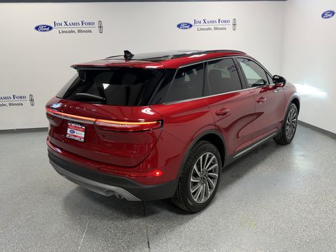 Used 2025 Lincoln Corsair Reserve w/ Equipment Group 202A image 6