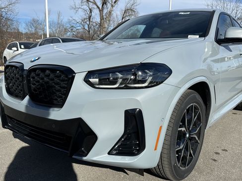 Used 2025 BMW X4 xDrive30i w/ Premium Package AWD/4WD image 5