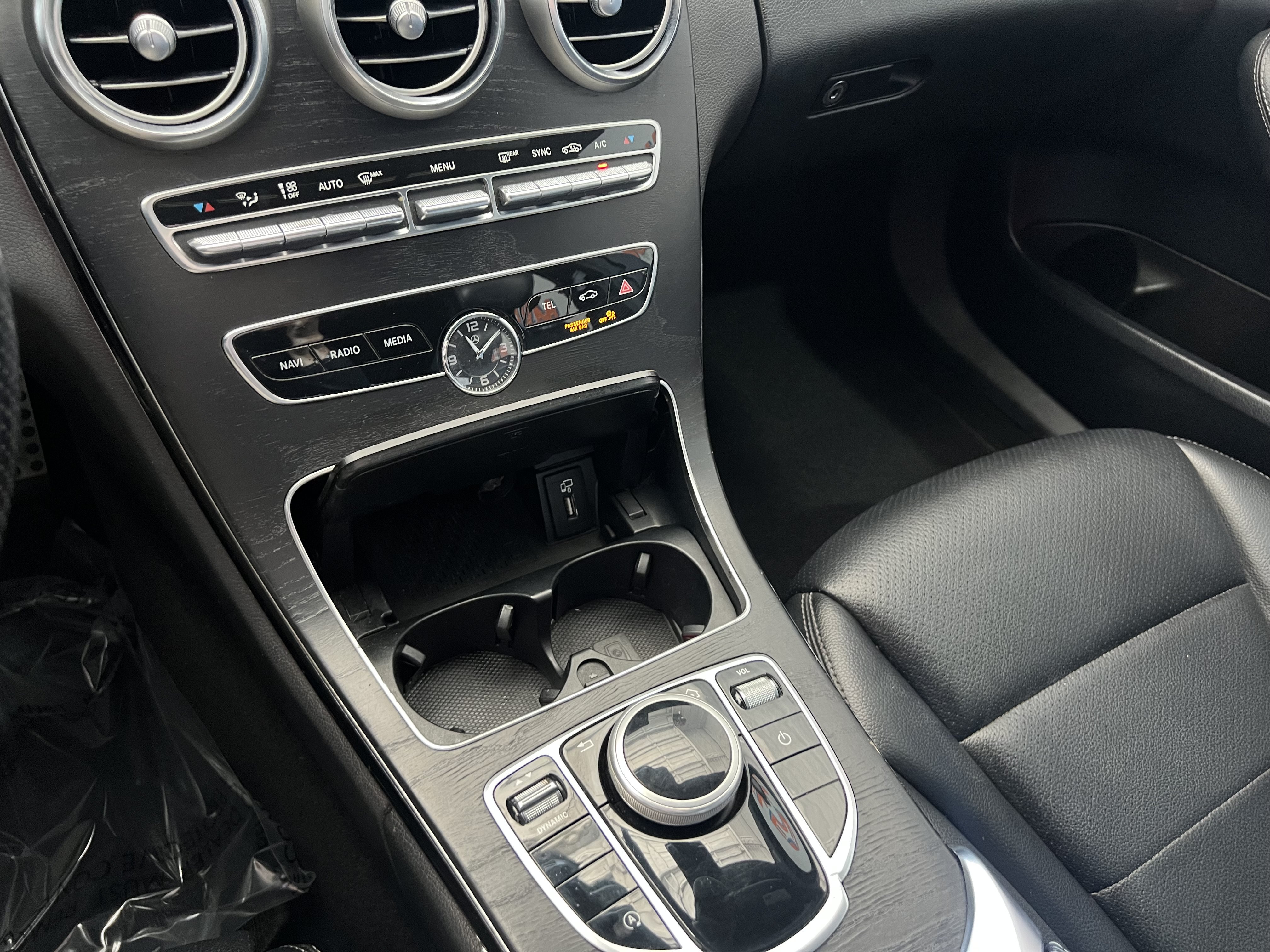 Used 2019 Mercedes-Benz C 300 Sedan image 17