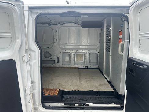 Used 2015 Ford Transit 250 148 Low Roof RWD image 21