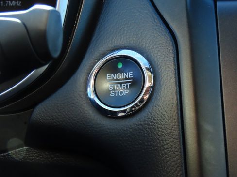 Used 2019 Ford Fusion Titanium image 29