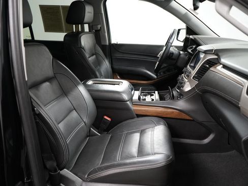 Used 2020 GMC Yukon XL Denali w/ Denali Premium Package AWD/4WD image 30