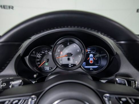 Used 2018 Porsche 718 Cayman image 23