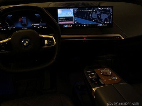 Certified 2024 BMW iX xDrive50 w/ Premium Package AWD/4WD image 17