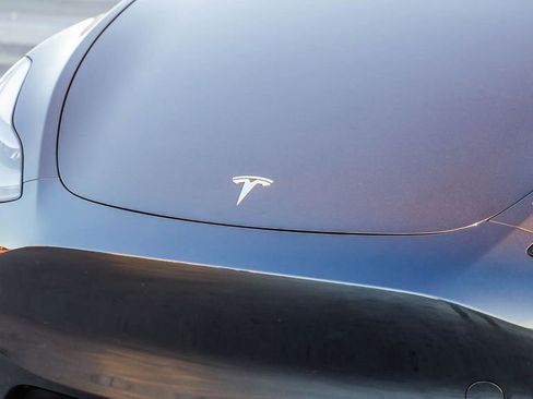 Used 2024 Tesla Model Y Performance image 6