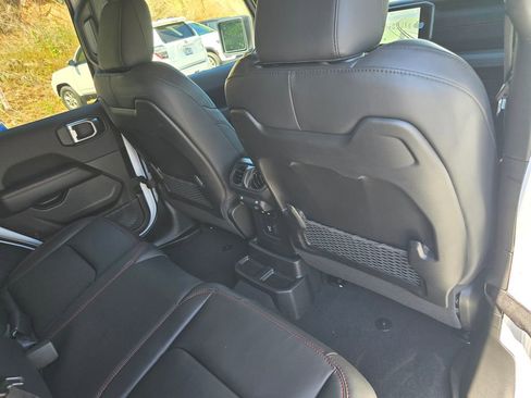 New 2026 Jeep Wrangler Unlimited Rubicon AWD/4WD image 25