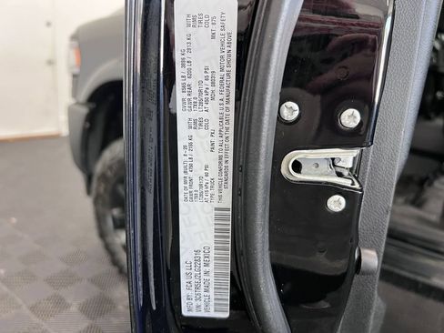 Used 2020 RAM 2500 Power Wagon AWD/4WD image 19