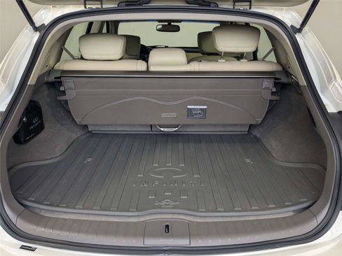 Used 2017 INFINITI QX50 2WD w/ Technology Package image 9