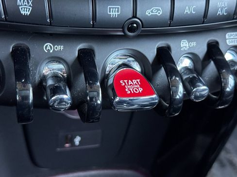 Used 2021 MINI Cooper S FWD image 20