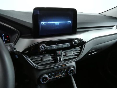 Certified 2023 Ford Escape Active AWD/4WD image 19