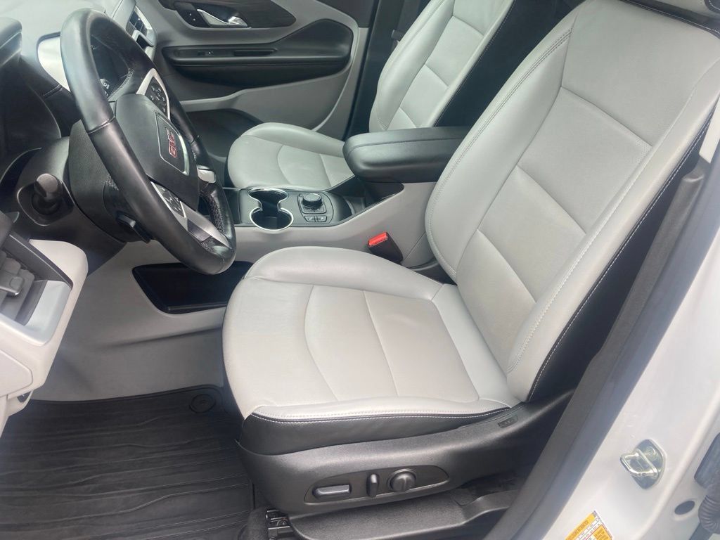 Certified 2023 GMC Terrain SLT w/ Infotainment Package II FWD image 29