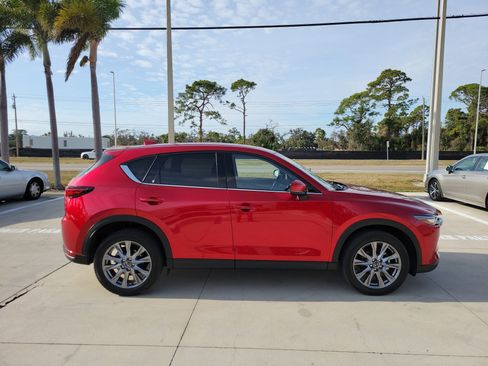 Used 2021 MAZDA CX-5 Grand Touring image 3