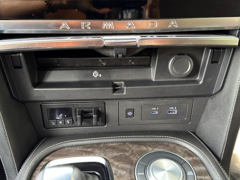 Used 2022 Nissan Armada Platinum RWD image 30