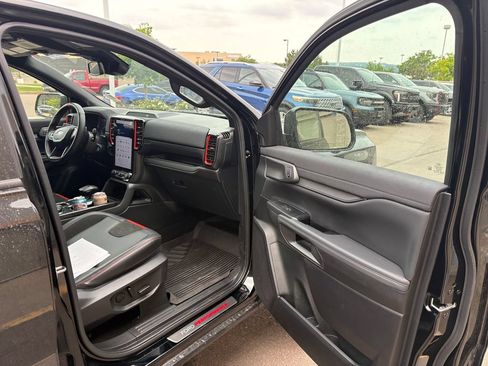 Used 2025 Ford Ranger Raptor AWD/4WD image 27
