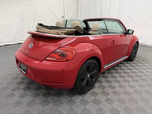 Used 2013 Volkswagen Beetle 2.0T image 4