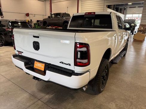 Certified 2024 RAM 2500 Big Horn w/ Night Edition AWD/4WD image 25