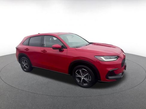 Used 2025 Honda HR-V EX-L image 2