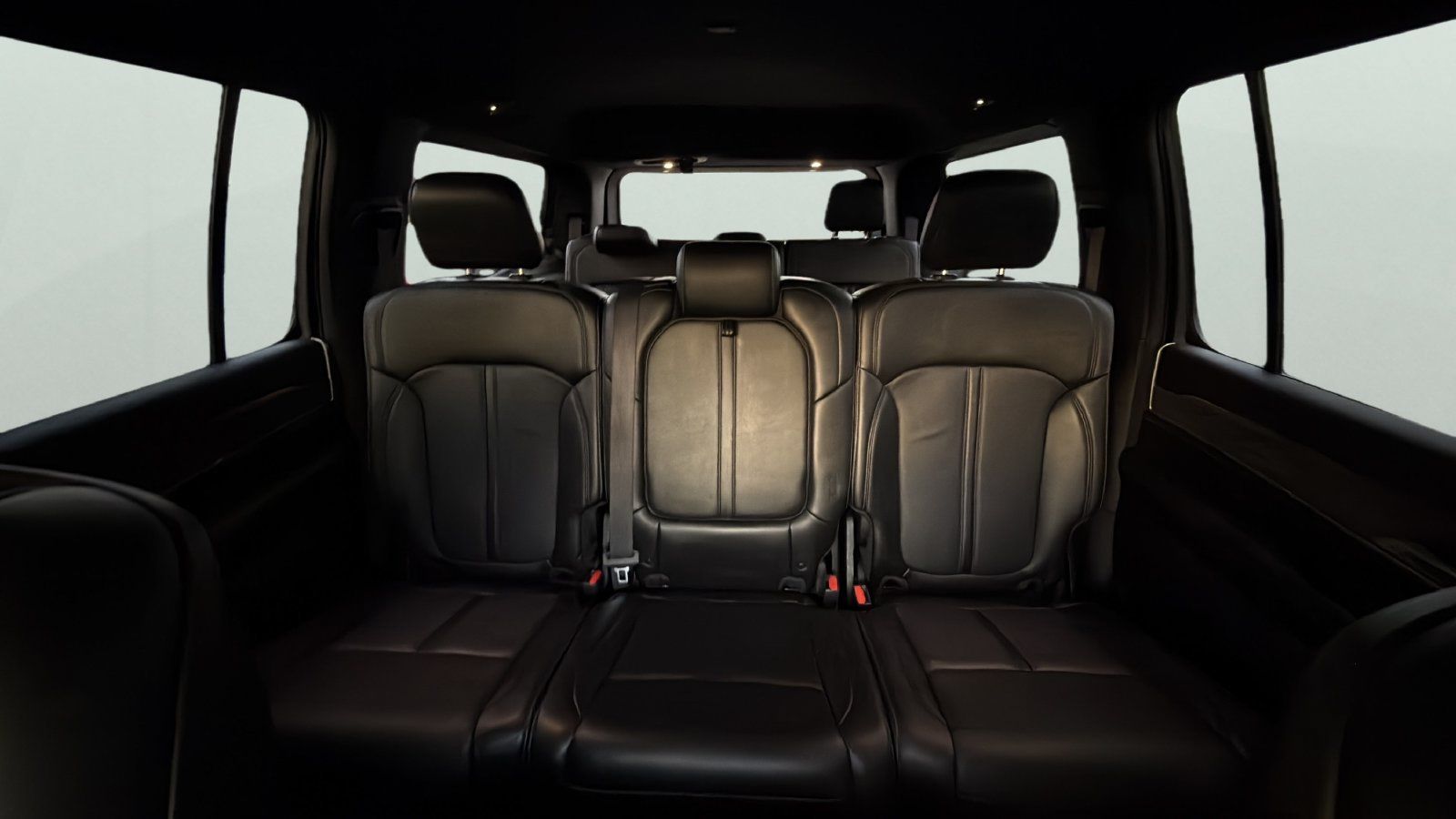 Used 2024 Jeep Wagoneer Series II w/ Flexible Seating Group RWD image 25