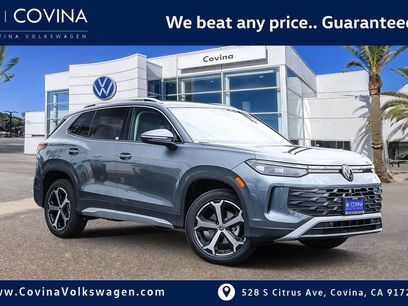 New 2025 Volkswagen Tiguan SE