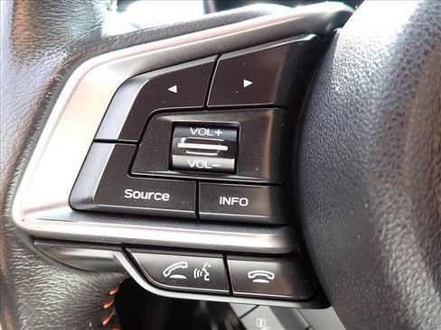 Used 2021 Subaru Crosstrek 2.0i Premium AWD/4WD image 16
