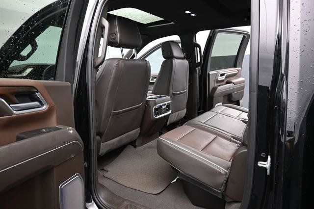 Used 2025 GMC Sierra 2500 Denali w/ Denali Reserve Package AWD/4WD image 14