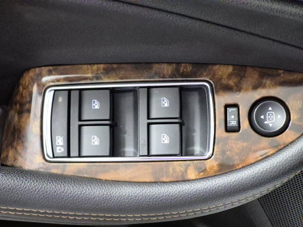 Used 2014 Chevrolet Impala LT FWD image 16