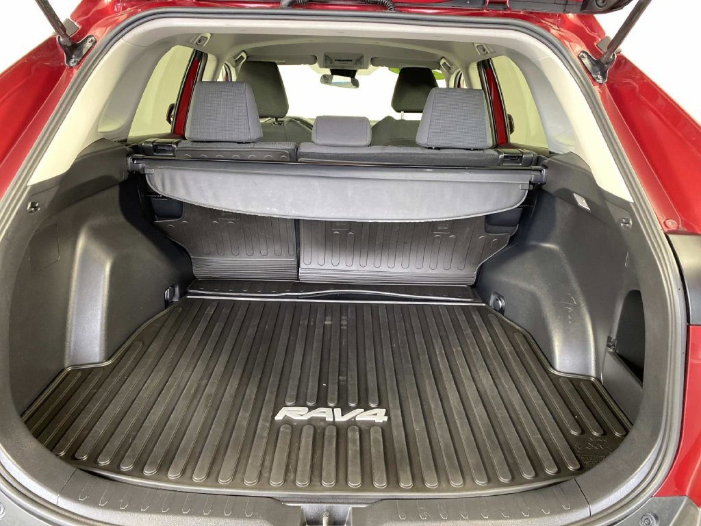 Used 2020 Toyota RAV4 LE w/ All Weather Liner Package AWD/4WD image 8