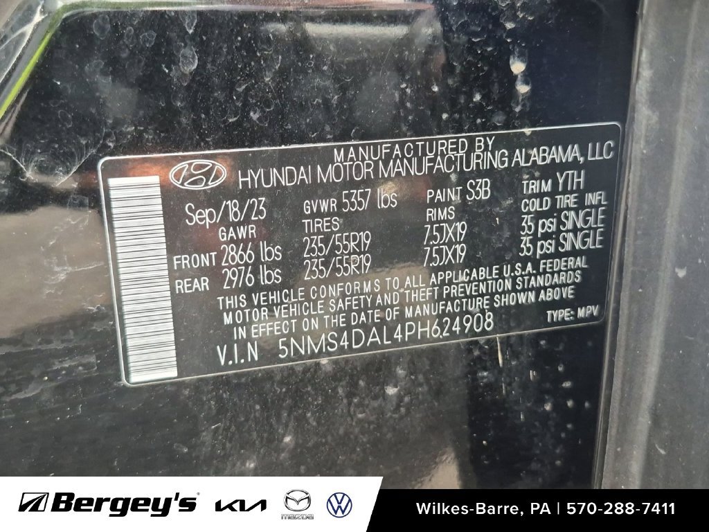Used 2023 Hyundai Santa Fe Limited w/ Cargo Package AWD/4WD image 38