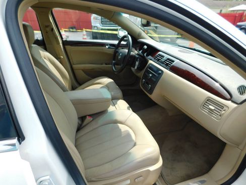 Used 2008 Buick Lucerne CXL w/ Driver Confidence Package FWD image 16