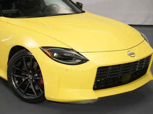 Used 2024 Nissan Z Performance w/ Floor Mat Package image 6