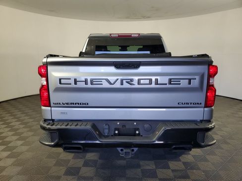 Used 2024 Chevrolet Silverado 1500 Custom Trail Boss w/ LPO, Dark Essentials Package AWD/4WD image 5