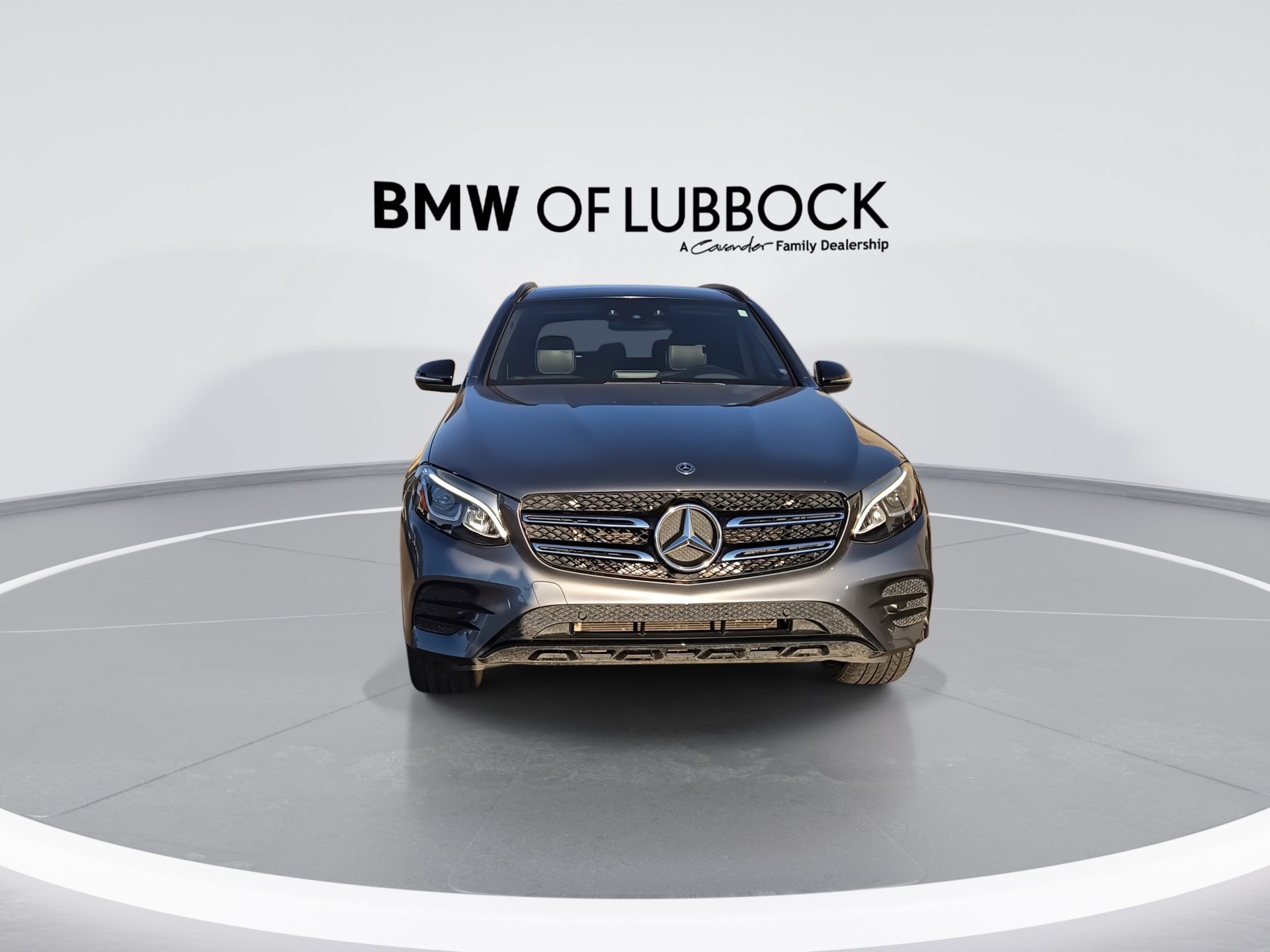 Used 2019 Mercedes-Benz GLC 300 image 3