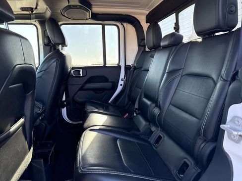 Used 2021 Jeep Gladiator Overland w/ Popular Equipment Package image 15