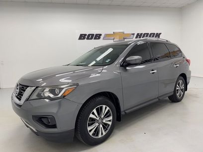Used 2017 Nissan Pathfinder SL w/ SL Premium Package