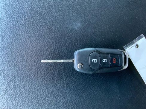 Used 2020 Ford F150 XL w/ Equipment Group 101A Mid AWD/4WD image 13