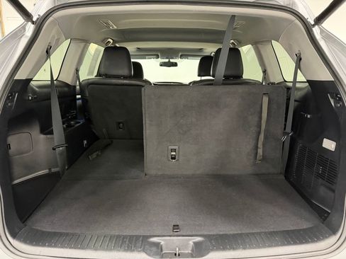 Used 2016 Toyota Highlander Limited image 28