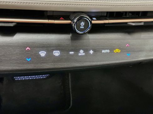 Used 2024 Nissan Ariya AWD image 24