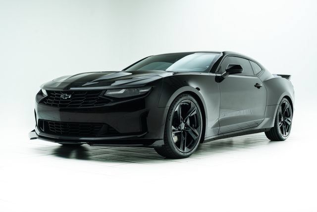 Used 2021 Chevrolet Camaro LT RWD image 8