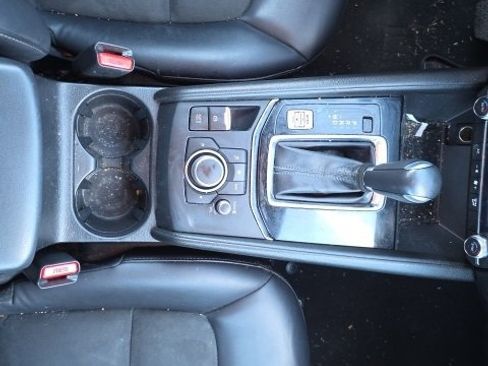 Used 2020 MAZDA CX-5 Touring image 11