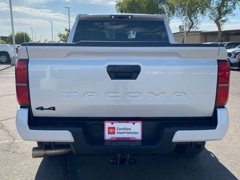Certified 2025 Toyota Tacoma TRD Sport AWD/4WD image 7