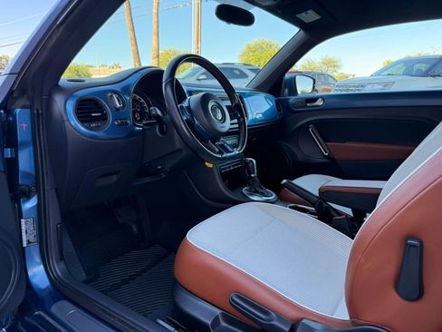Used 2017 Volkswagen Beetle 1.8T S FWD image 37