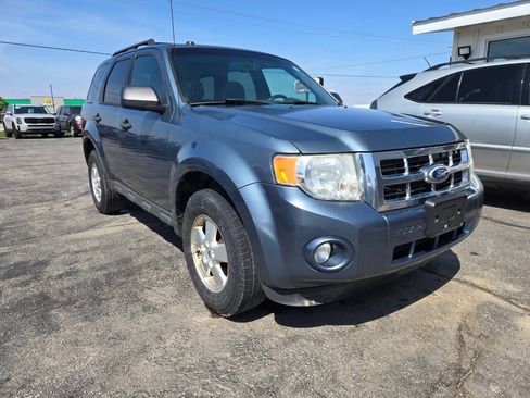 Used 2011 Ford Escape XLT w/ Convenience Group FWD image 4