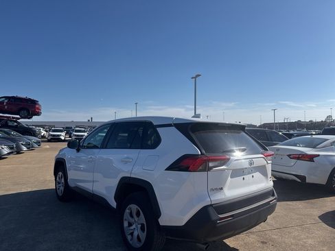 Used 2024 Toyota RAV4 LE image 14