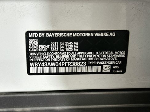 Used 2023 BMW i4 eDrive35 RWD image 12