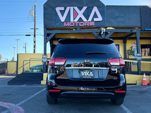 Used 2015 Kia Sedona SX FWD image 6