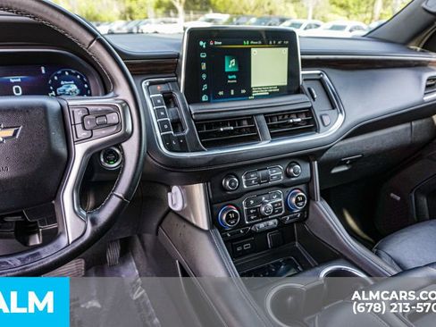 Used 2024 Chevrolet Suburban LT RWD image 34