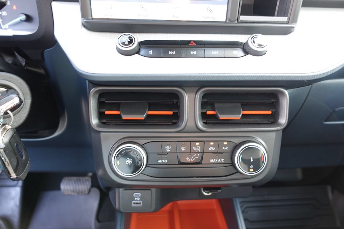 Used 2023 Ford Maverick XLT w/ Equipment Group 300A Standard AWD/4WD image 45