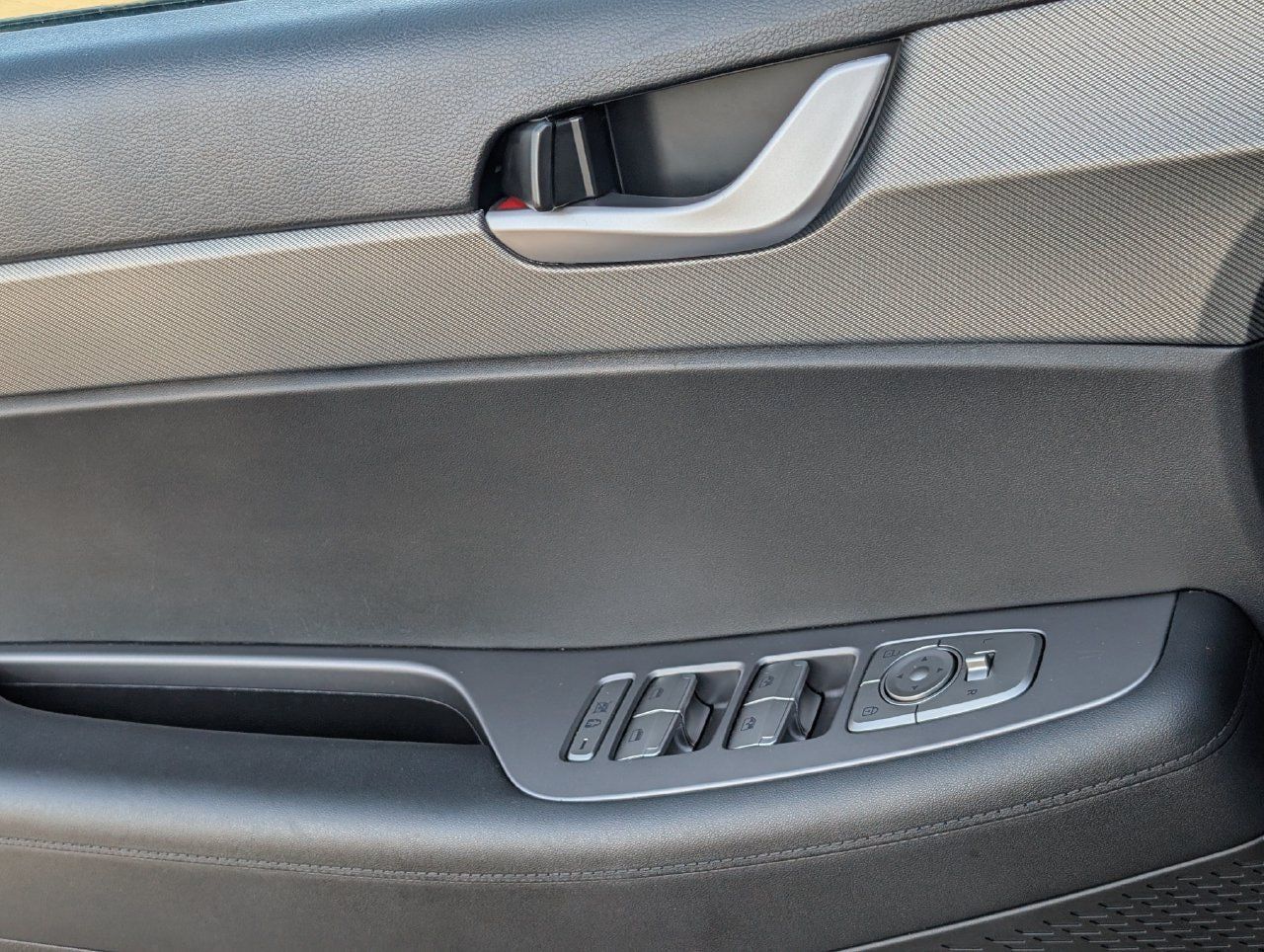 Used 2025 Hyundai Palisade SEL FWD image 25