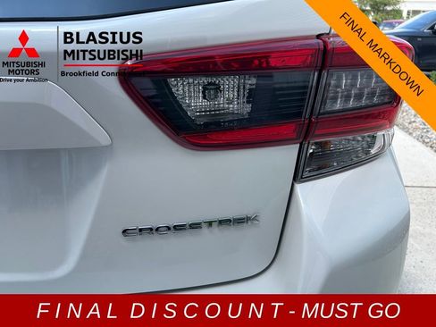 Used 2022 Subaru Crosstrek 2.0i image 6